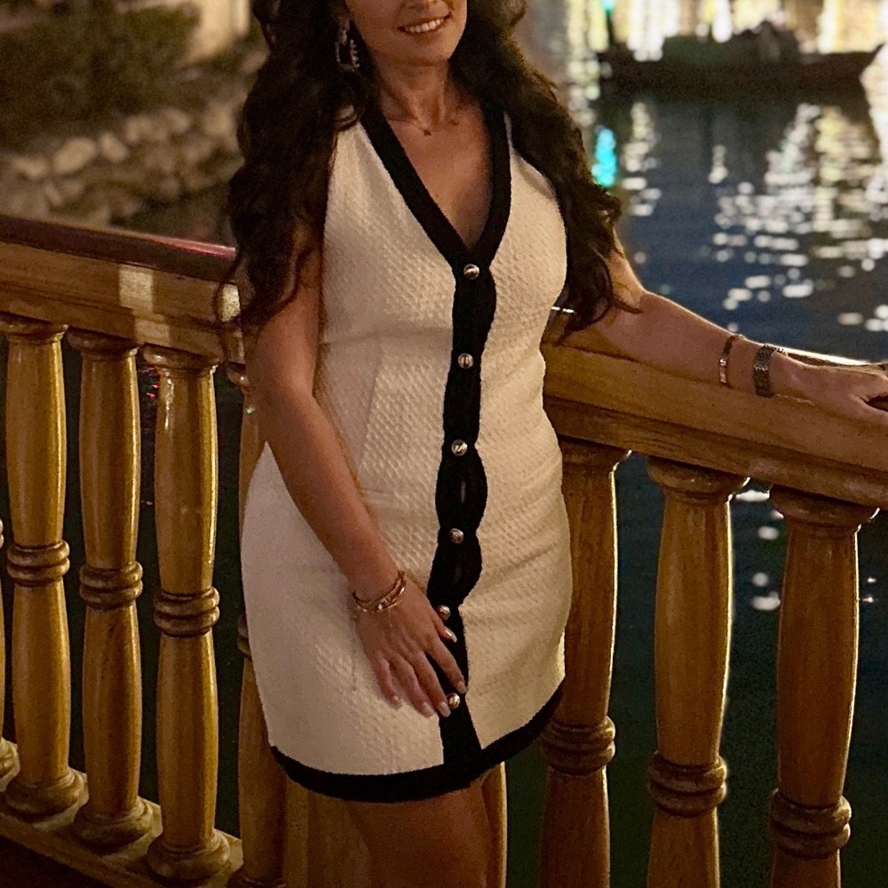 Stylish Black and White Buttoned Dress